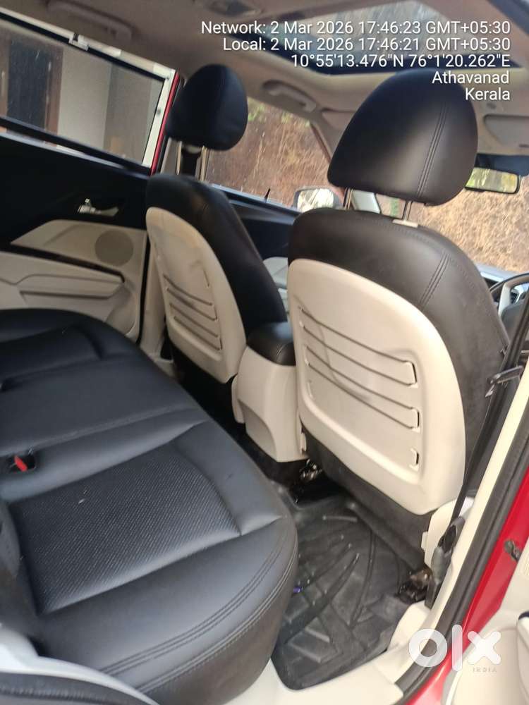 Mahindra Xuv300 W8 Option Dual Tone Diesel, 2019, Diesel
