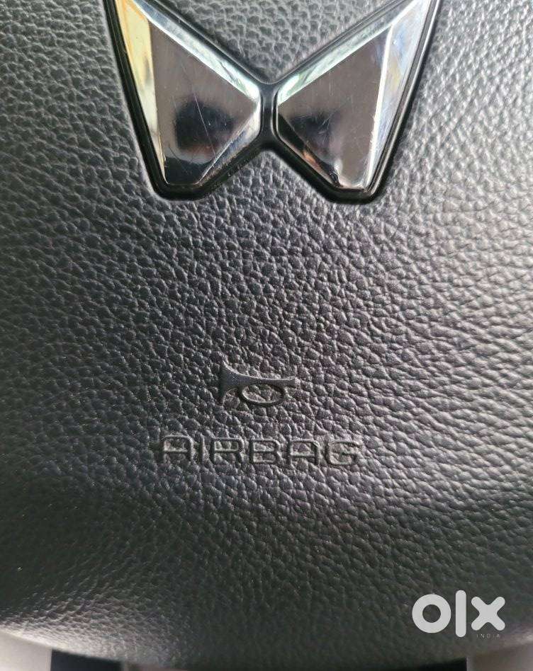 Mahindra Xuv700 2.2 Ax 7 Diesel At Luxury Pack Str Awd, 2022, Diesel
