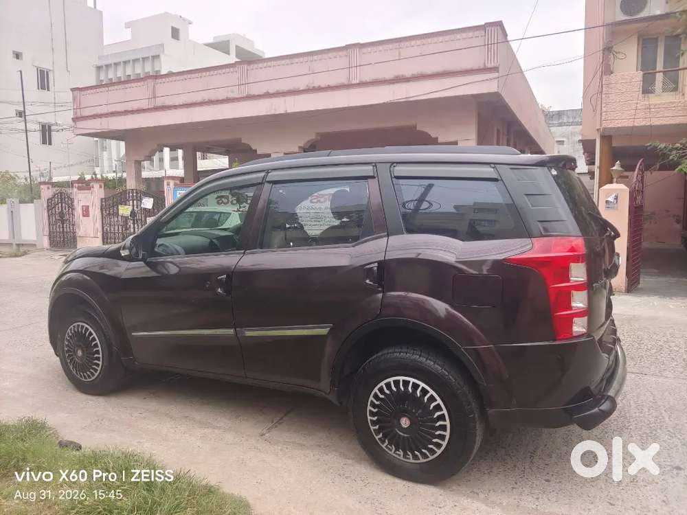 Mahindra Xuv500 Diesel 2016 Second Owner
