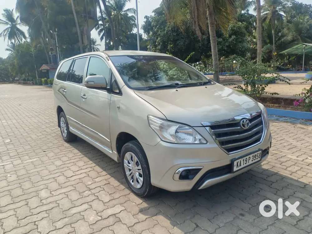 Toyota Innova 2005 Petrol 80000 Km Driven