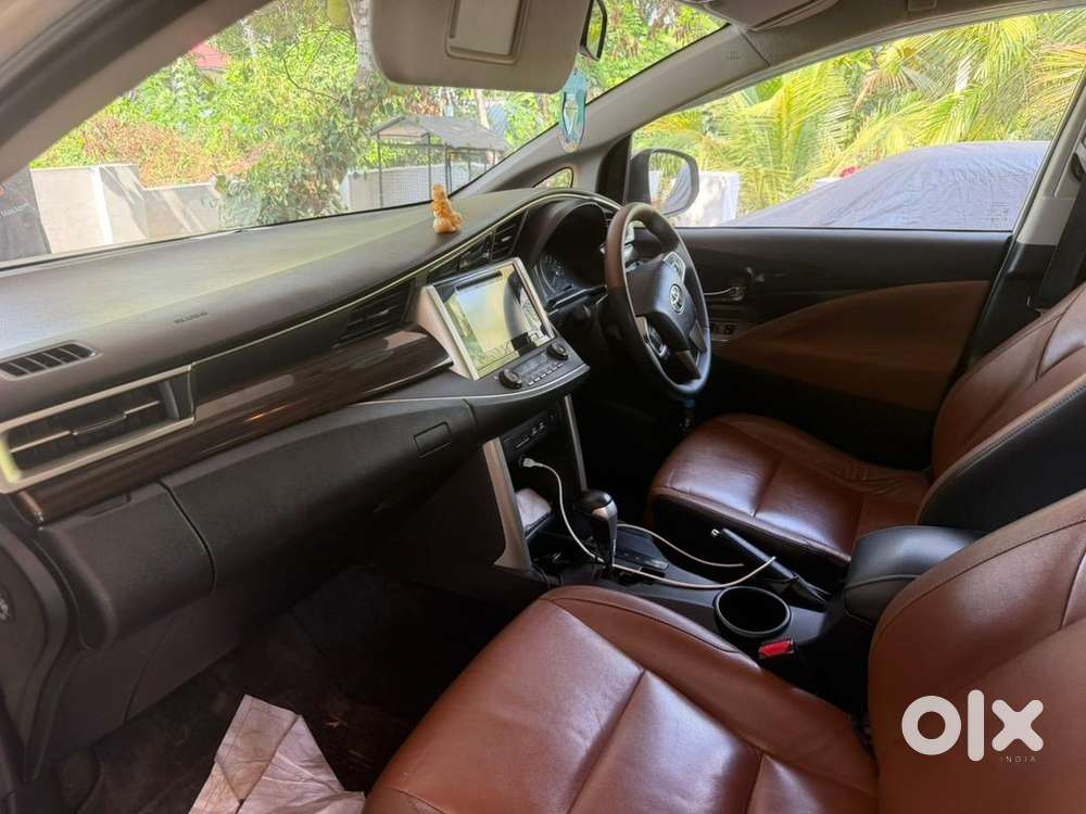 Toyota Innova Crysta 2016 Diesel 156000 Km Driven