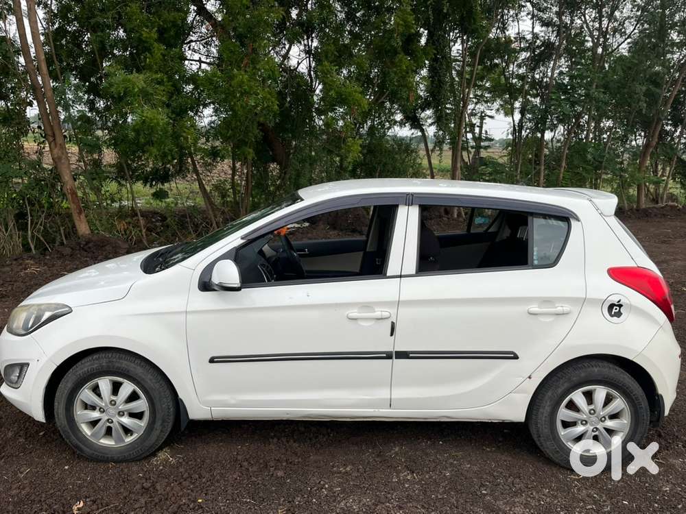 Hyundai Petrol Car 2013