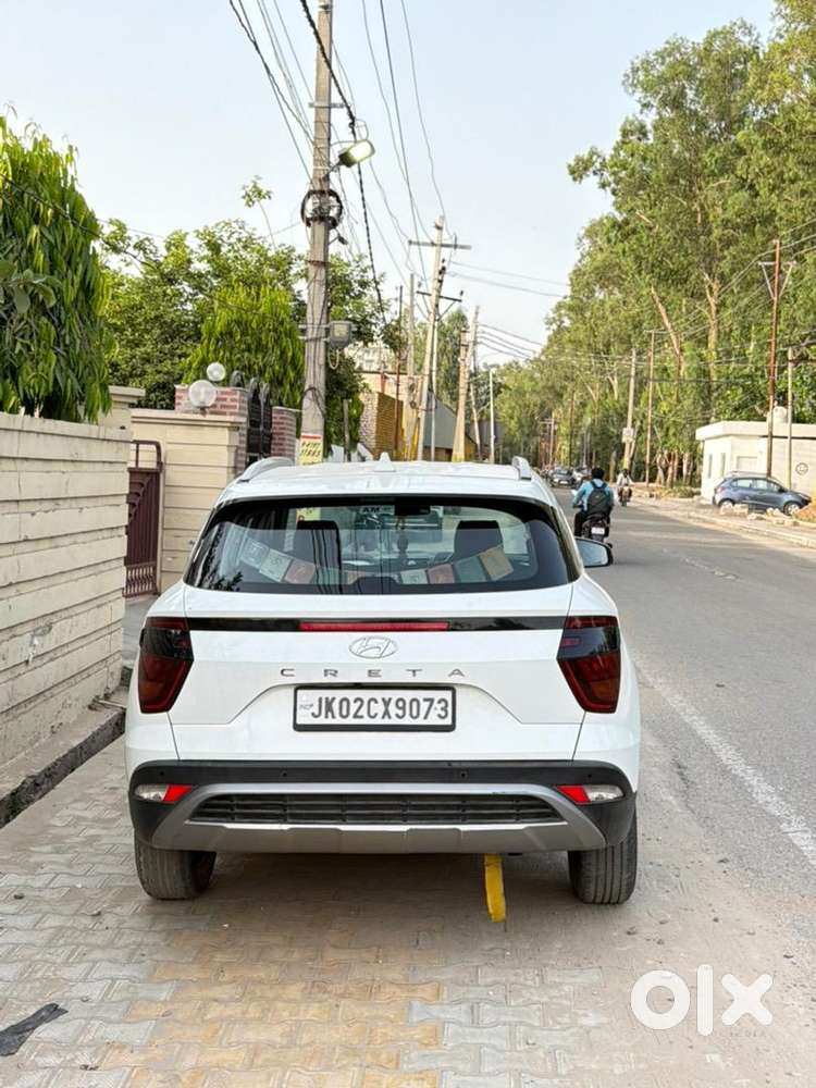 Hyundai 2022 Petrol Manual 49000 Km Driven