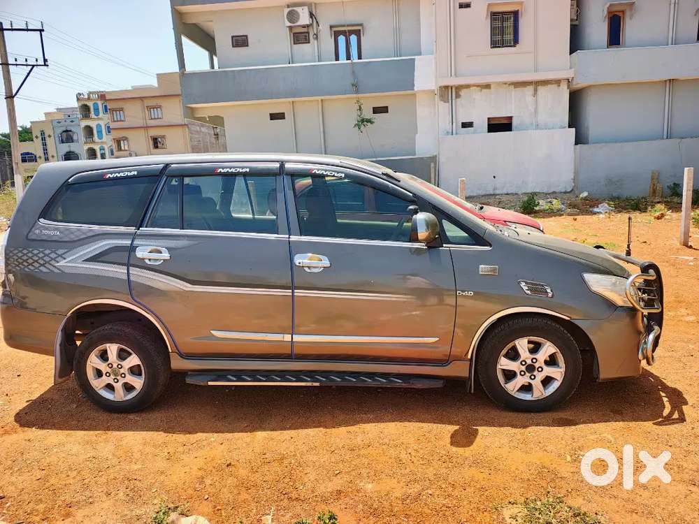 Toyota Innova 2012 Diesel Year Car
