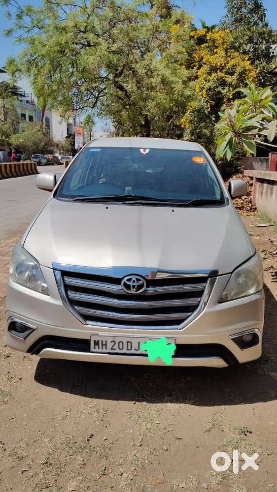 Toyota Innova Hycross 2.0 2015