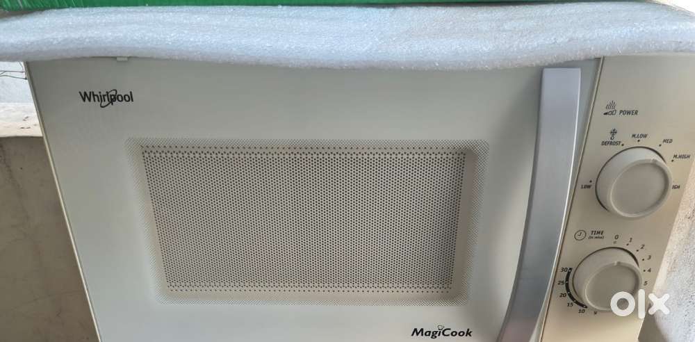 Whirlpool Microwave - Good Condition