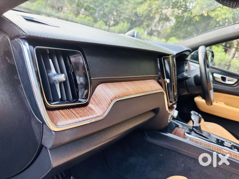 Volvo Xc60 D5 Awd Automatic, 2021, Diesel