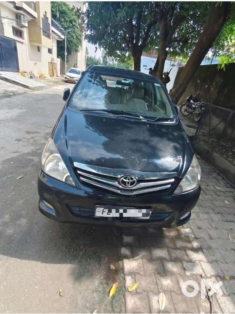 Toyota Innova 2006 Diesel Well Maintained