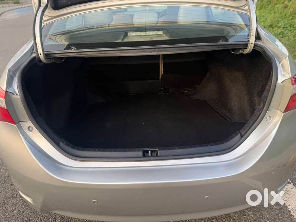 Toyota Corolla Altis, 2017, Petrol