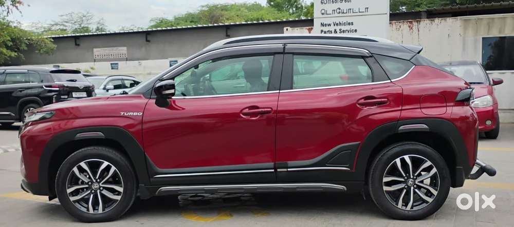 Toyota Urban Cruiser Taisor V 1.0 Petrol Mt, 2025, Petrol