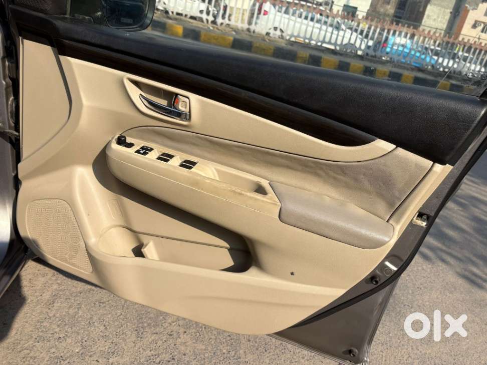 Maruti Suzuki Ciaz 2014-2017 At Zxi Plus, 2015, Petrol