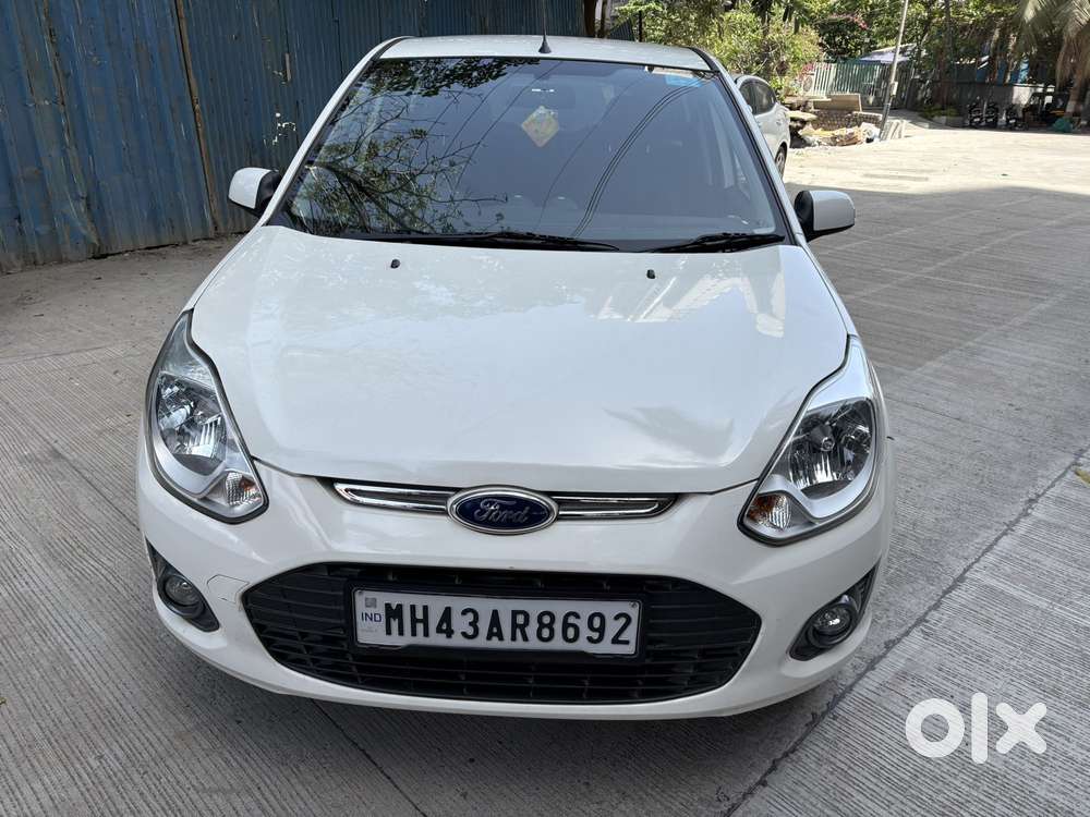 Ford Figo 2012-2015 Petrol Titanium, 2015, Petrol