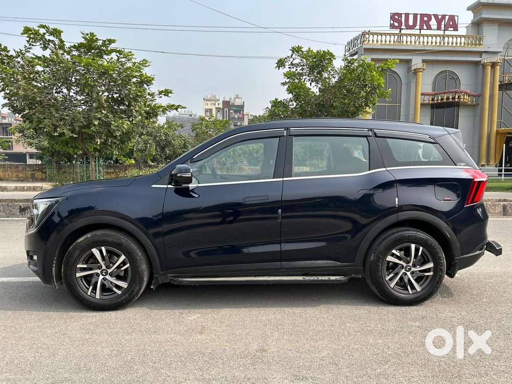 Mahindra Xuv700 2.2 Ax 5 Diesel At 7 Str, 2023, Diesel