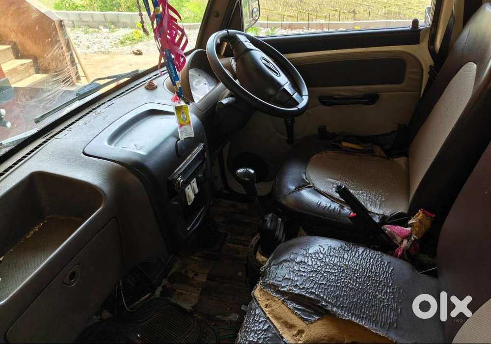Mahindra Supro Mini Van