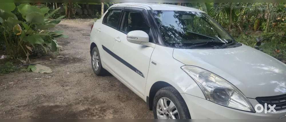 Maruti Suzuki Swift Dzire 2013 Diesel 94433 Km Driven