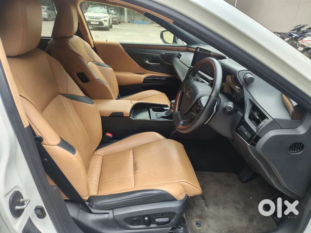 Lexus Es 300h, 2024, Petrol