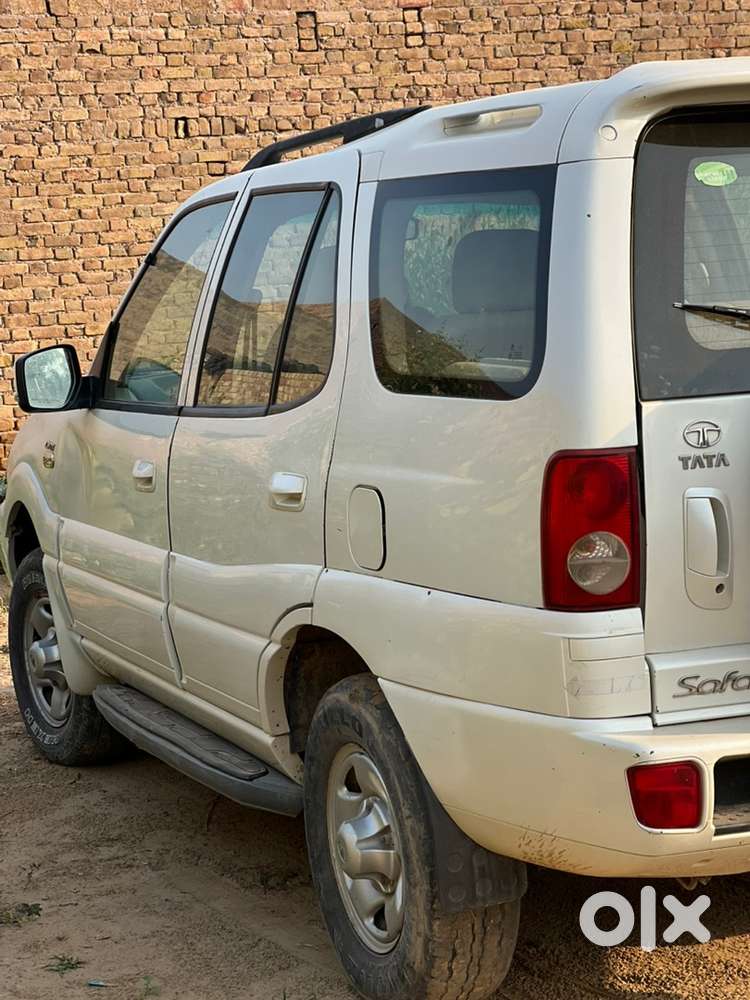 Tata Safari 2012 Diesel 100000 Km Driven