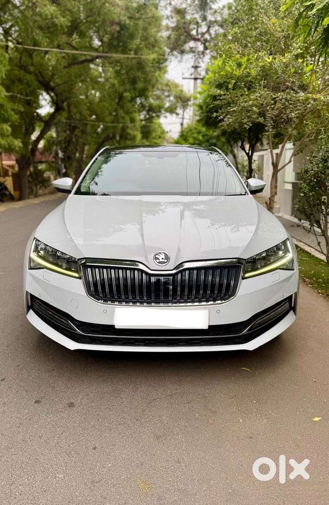 Skoda Superb 2.0 Sportline Tsi At, 2022, Petrol