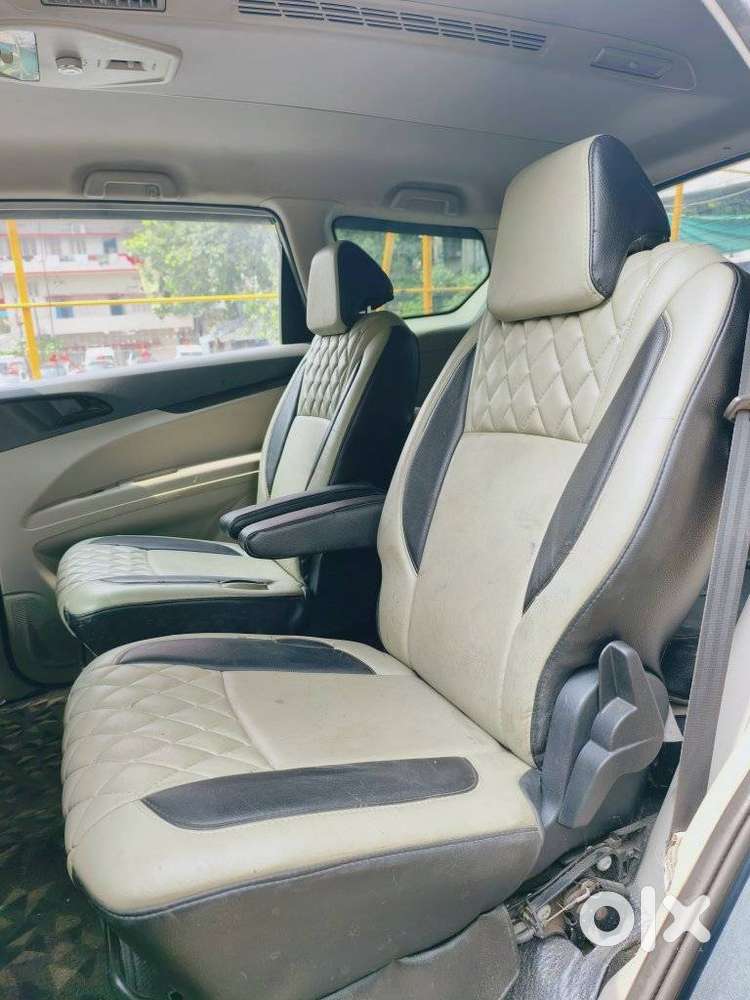 Mahindra Marazzo M2, 2019
