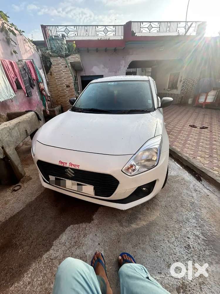 Maruti Suzuki Swift Lxi 2019