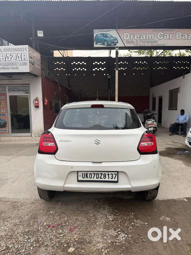 Maruti Suzuki Swift Vvt Vxi, 2021, Petrol