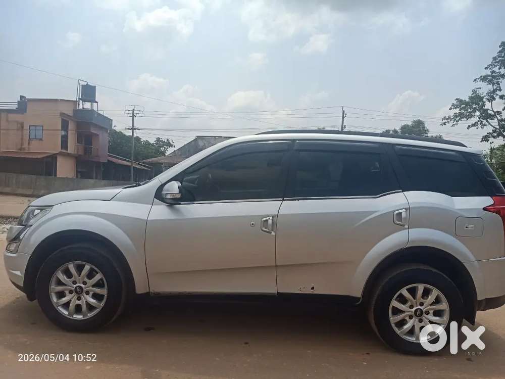 Xuv 500 W10