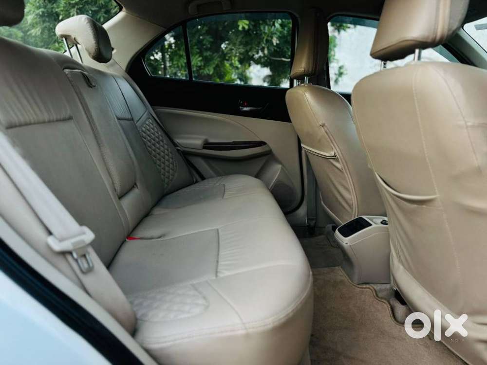 Maruti Suzuki Dzire 1.2 Zxi Amt, 2018, Petrol