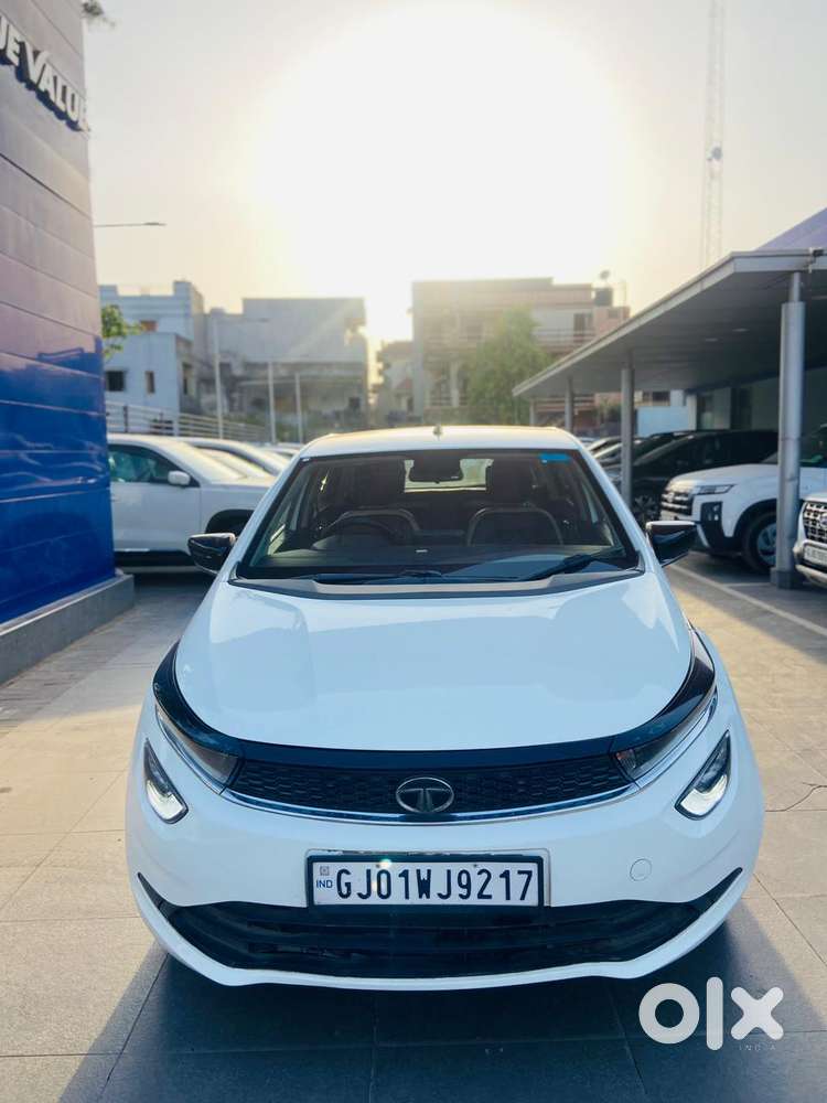 Tata Altroz Xz, 2022, Petrol