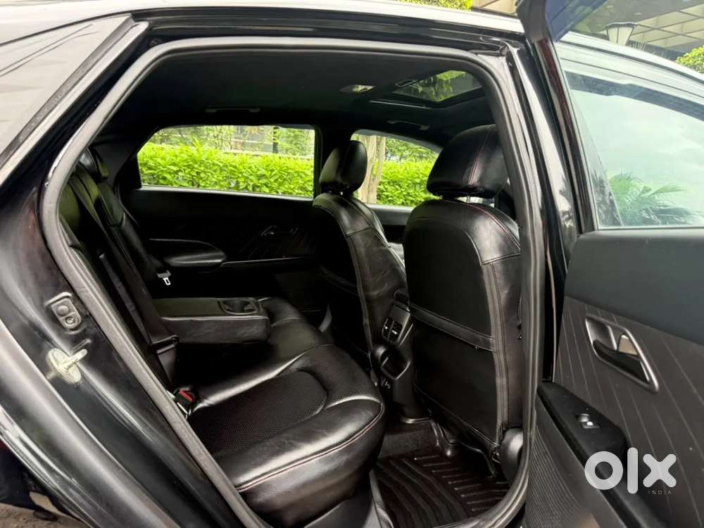 Hyundai Verna Sx (o) 1.5 Turbo Petrol Dct, 2023, Petrol