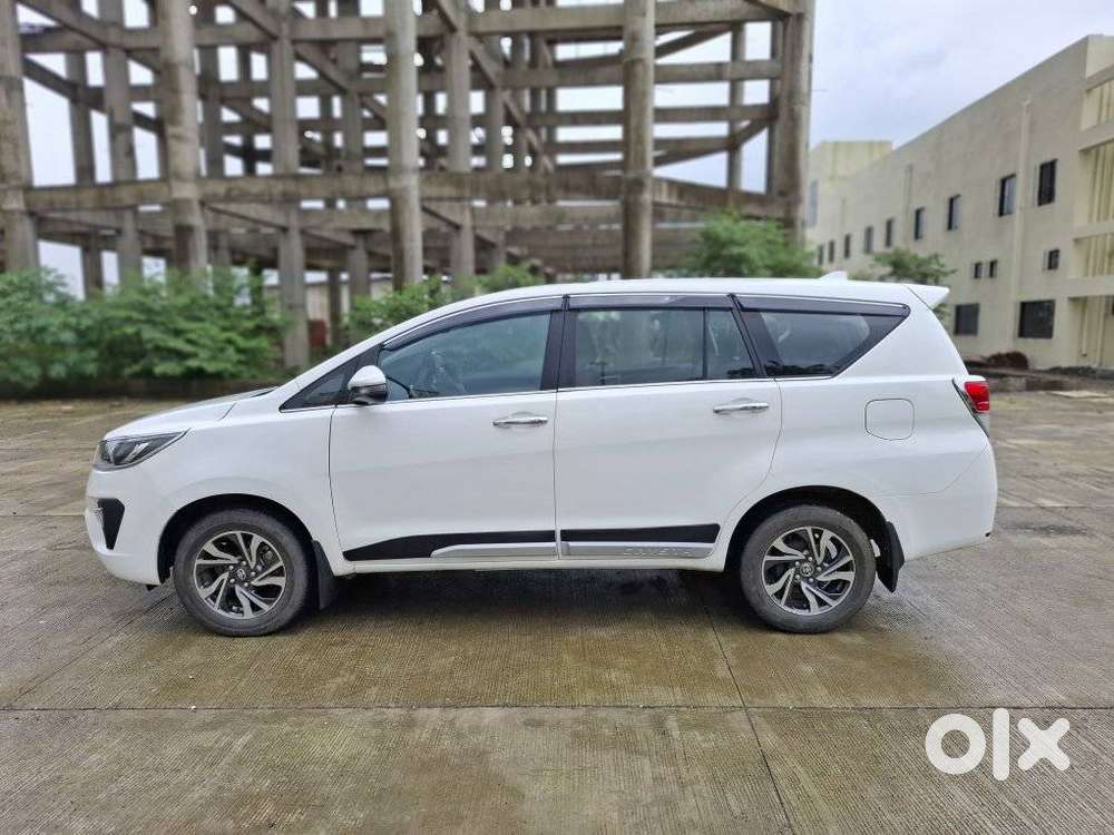Toyota Innova Crysta 2.4 V 7 Str, 2022, Diesel