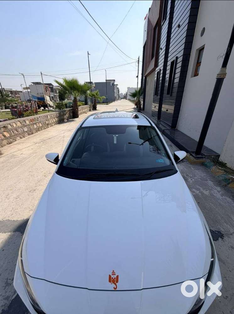 Hyundai Elite I20 1.2 Asta (o) Cvt, 2023, Petrol