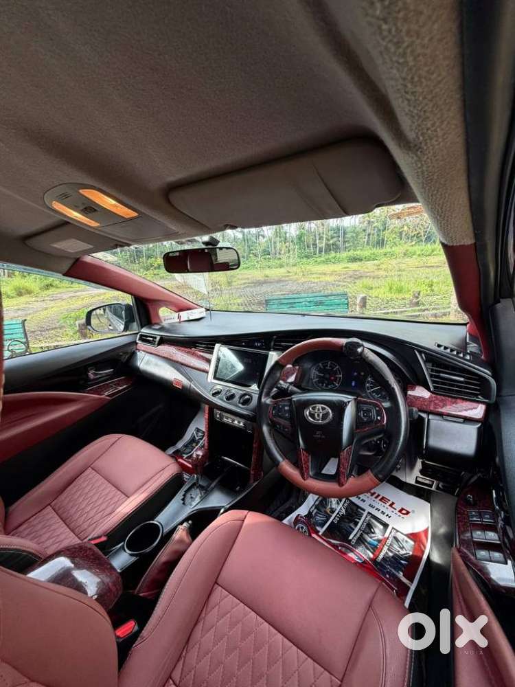 Toyota Innova Crysta 2.8 Gx At, 2017, Diesel