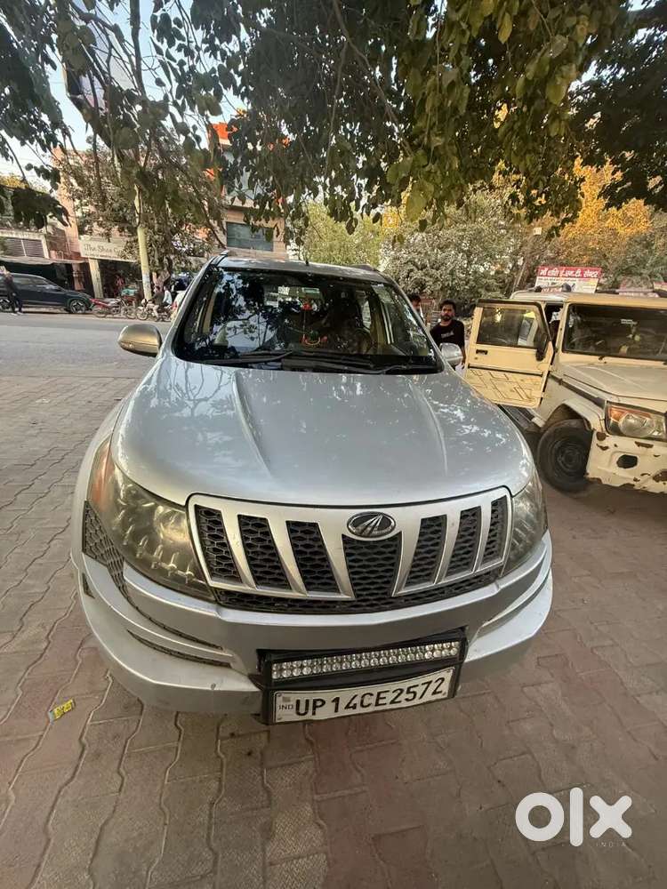 Mahindra Xuv500 2014 Diesel 165000 Km Driven