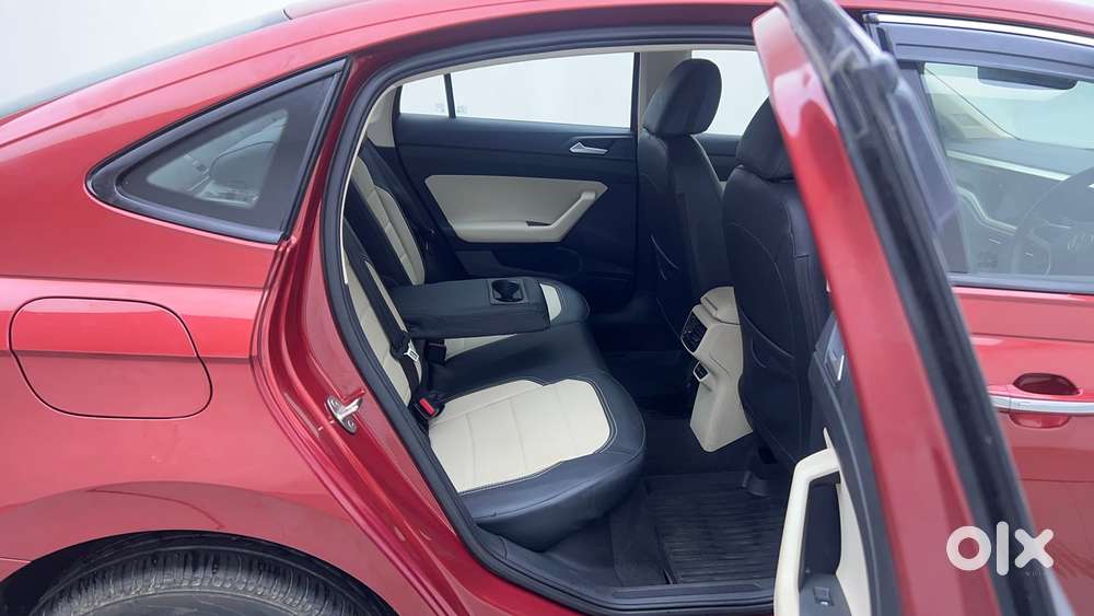 Volkswagen Virtus Highline Plus 1.0 Tsi At, 2024, Petrol