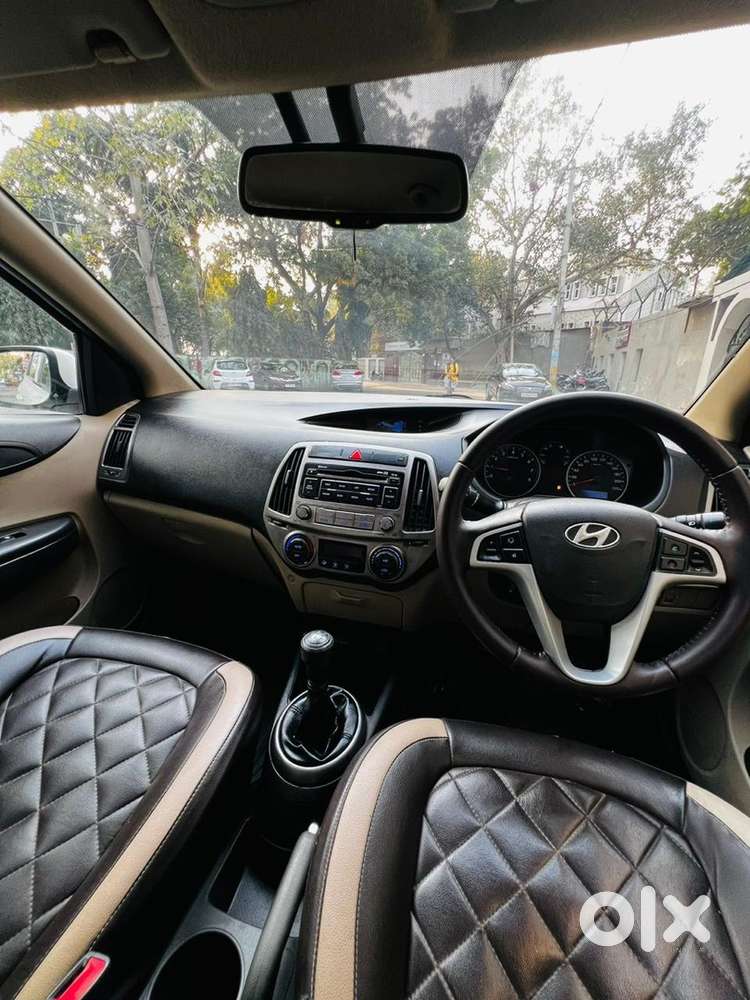 I20 Top End Model Sportz Variant