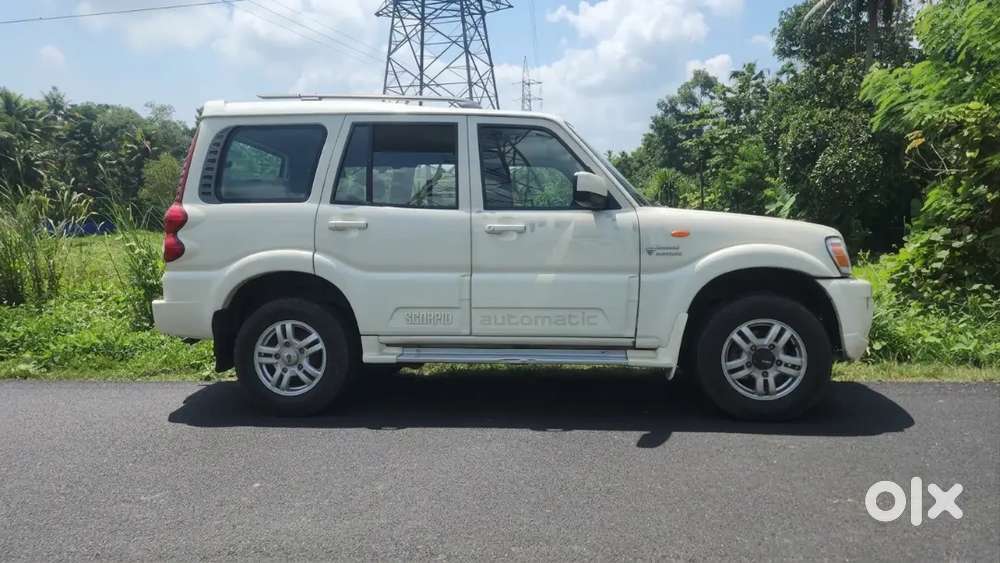 Mahindra Scorpio Vlx 2011