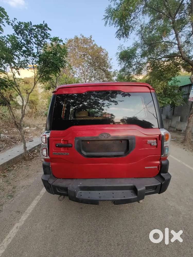 Mahindra Scorpio 2017 Diesel 75068 Km Driven