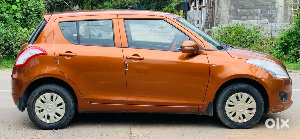 Maruti Suzuki Swift Vxi Optional, 2012, Petrol