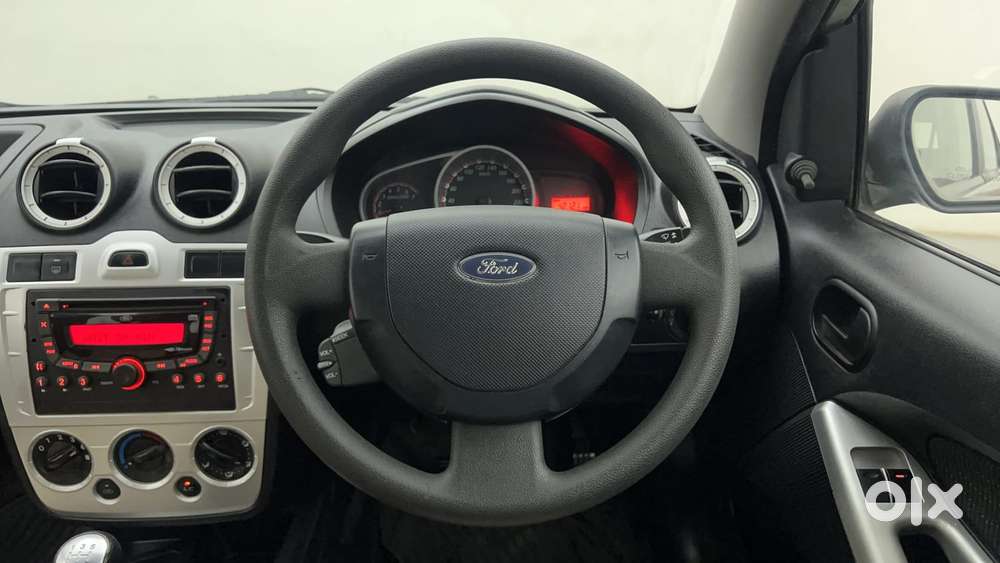 Ford Figo 2010-2012 Petrol Zxi, 2013, Petrol