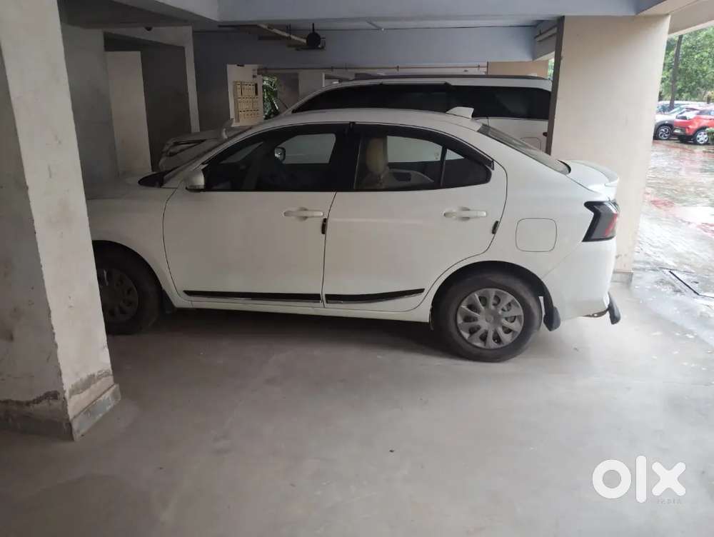 Maruti Suzuki Dzire Vxi 2025
