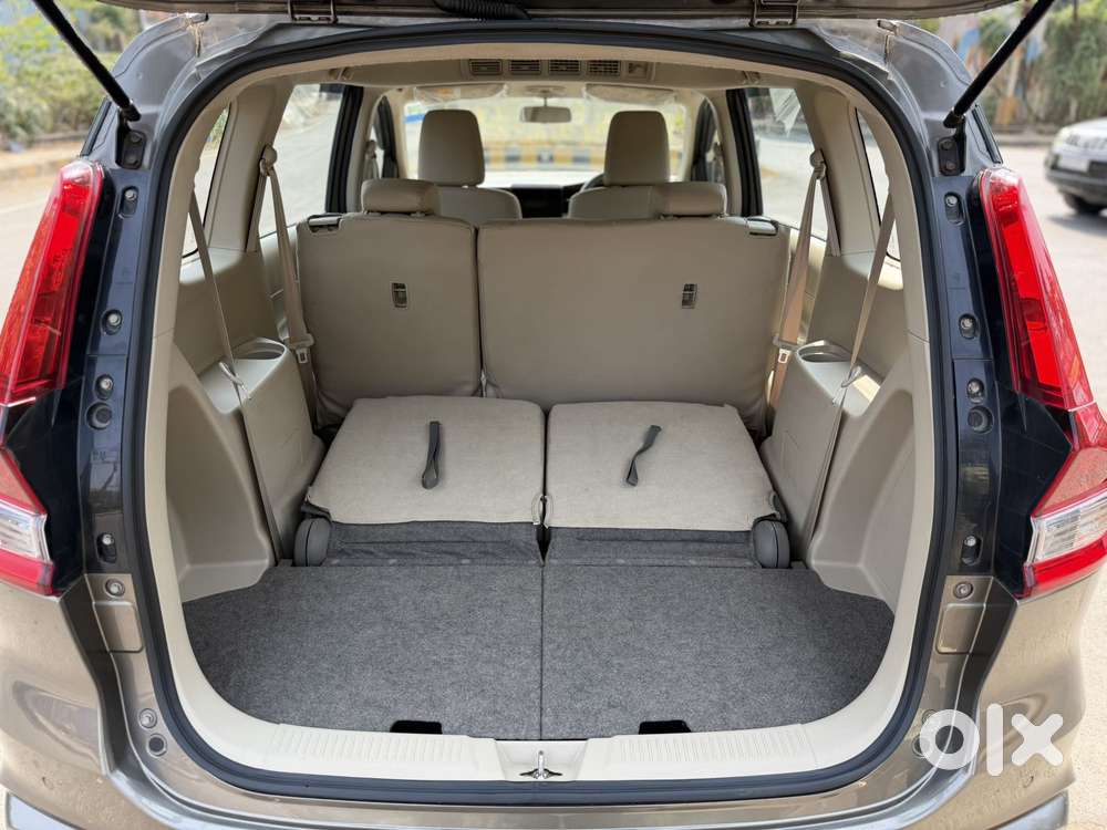 Maruti Suzuki Ertiga Vxi At Petrol, 2022, Petrol
