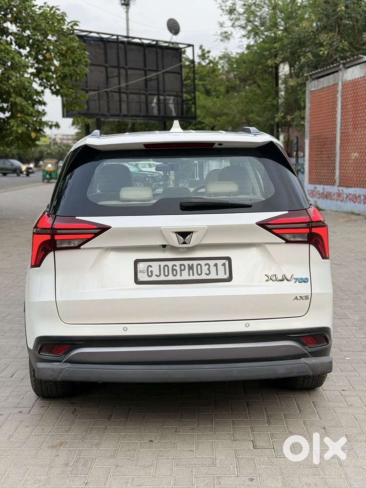 Mahindra Xuv700 2.2 Ax 5 Diesel At 7 Str, 2023, Diesel