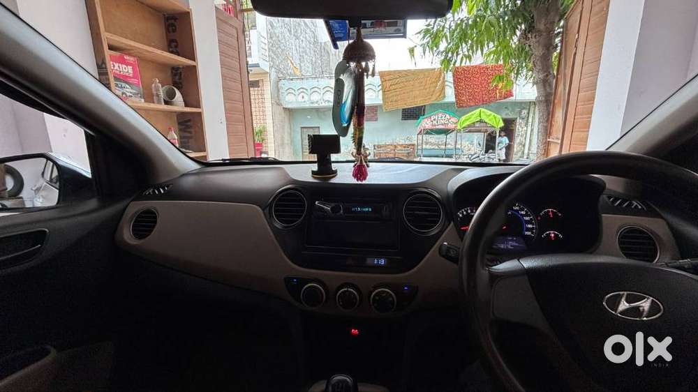 Hyundai Grand I10 Magna | 2015 | 2nd Owner | Lko Registered | Petrol