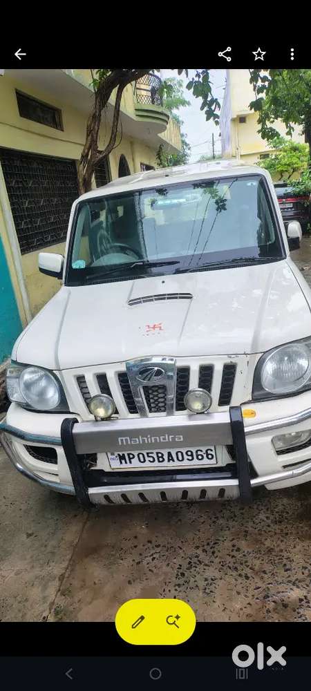 Mahindra Scorpio 2013