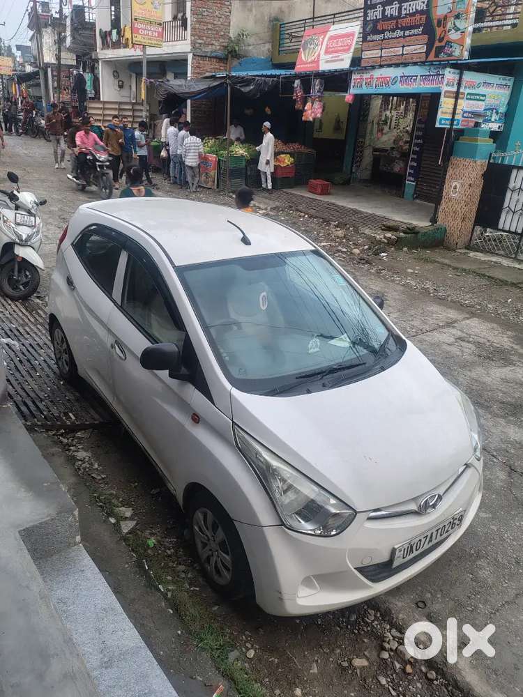 Hyundai Eon Magna 2012