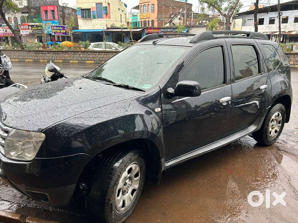 Renault Duster 2013 Petrol Well Maintained