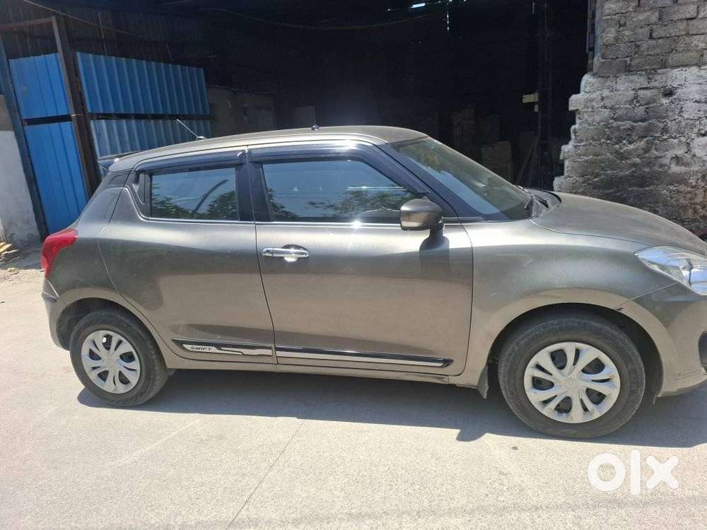 Maruti Suzuki Swift Vxi Optional, 2023, Petrol