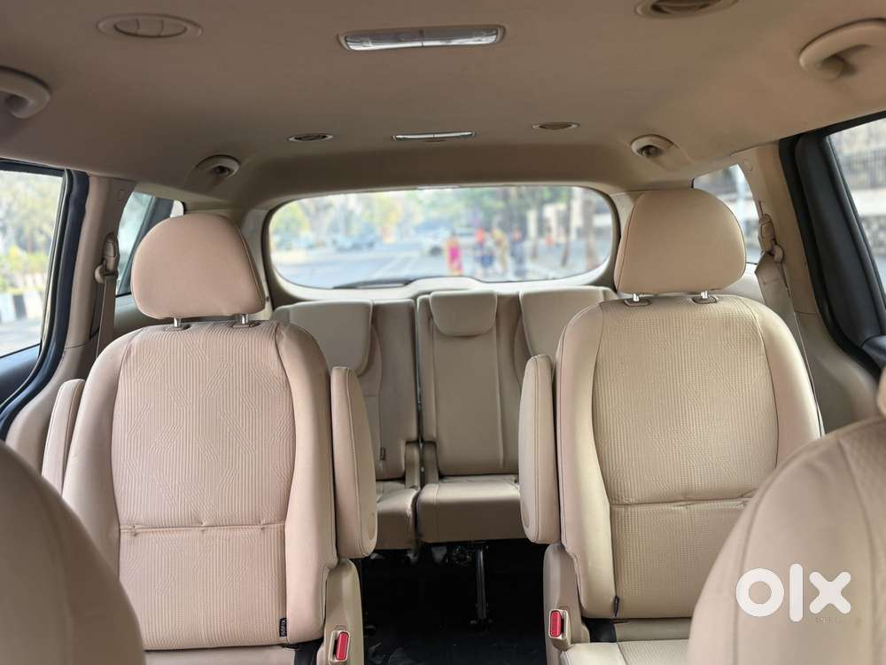 Kia Carnival Premium, 2020, Diesel