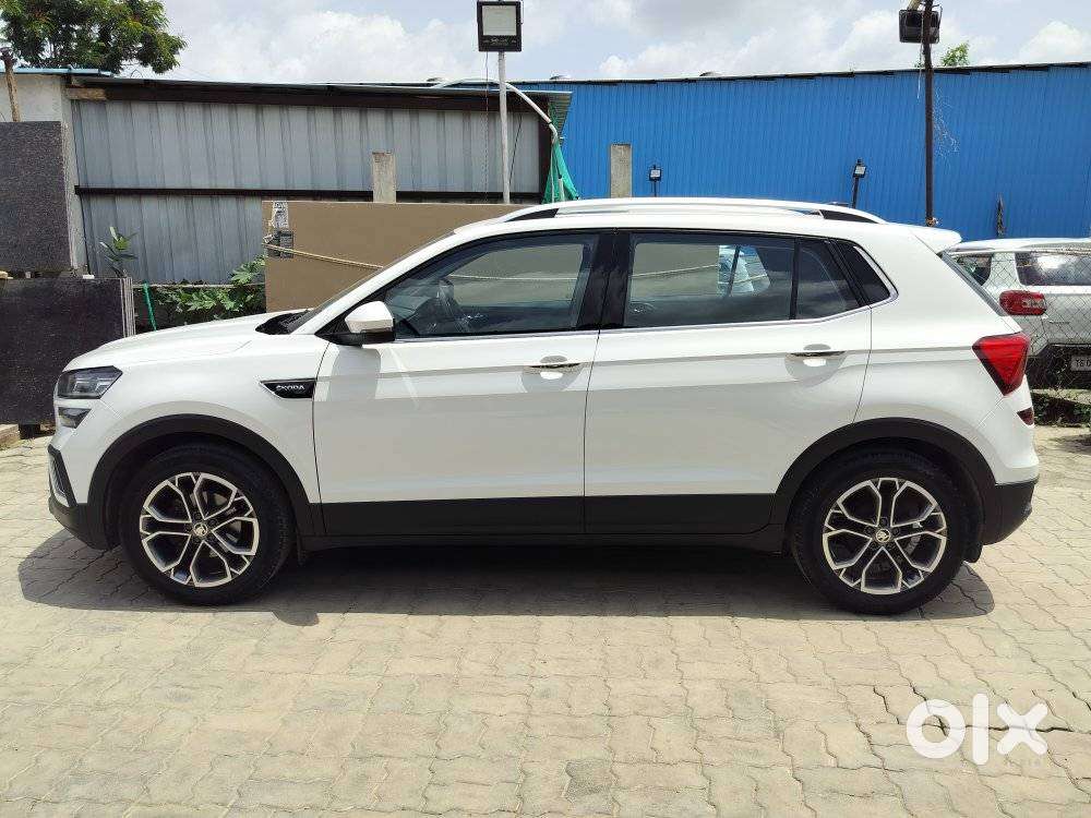 Skoda Kushaq 1.0 Tsi Style At, 2023, Petrol