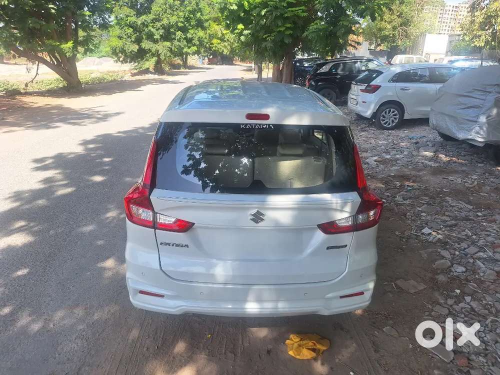 Maruti Suzuki Ertiga 2023 Petrol 25000 Km Driven